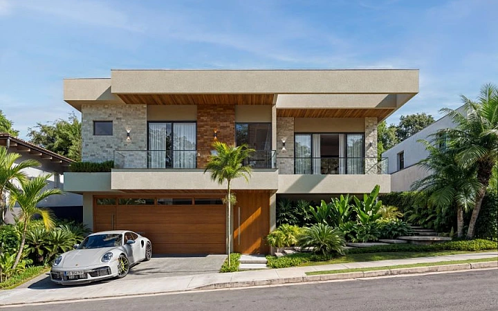 Casa em Condom�nio